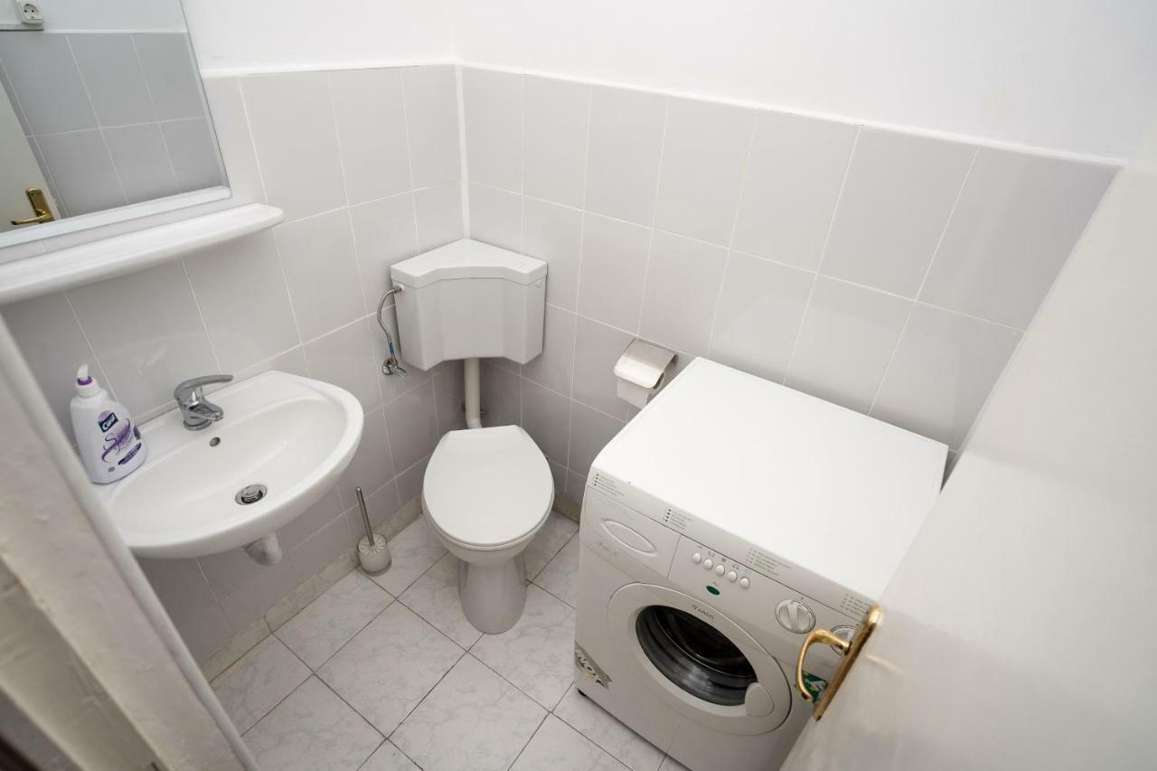 Radora Apartment Констанца Екстериор снимка